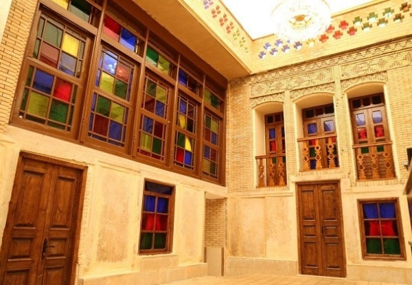 اقامتگاه سنتی پنج دری