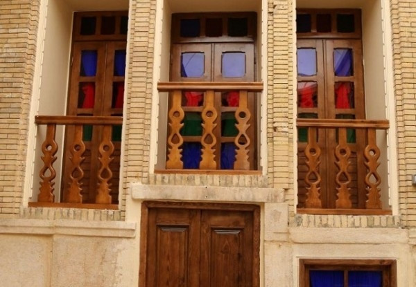 اقامتگاه سنتی پنج دری