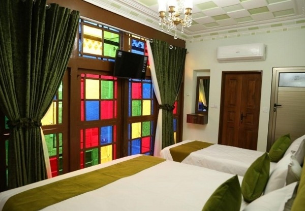 اقامتگاه سنتی پنج دری