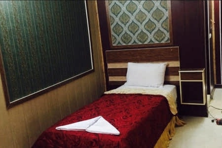 هتل پانیذ